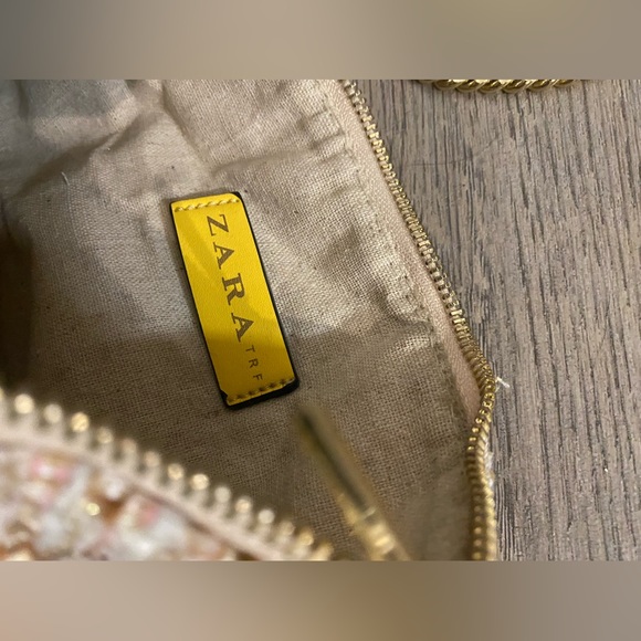 Banana purse Zara - Picture 3 of 4